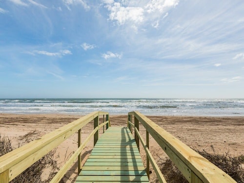 Seaside Sanctuary - Adorable Beach A-Frame, Decks!