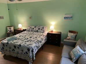 1 bedroom, free WiFi, bed sheets