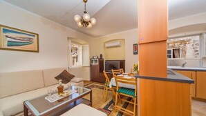 Leilighet (Two Bedroom Apartment with City View) | Oppholdsrom