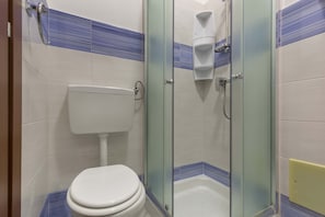 Apartment | Bathroom