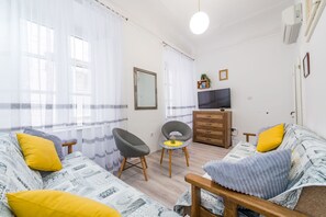 Apartment (Two-Bedroom Apartment) | Innenbereich
