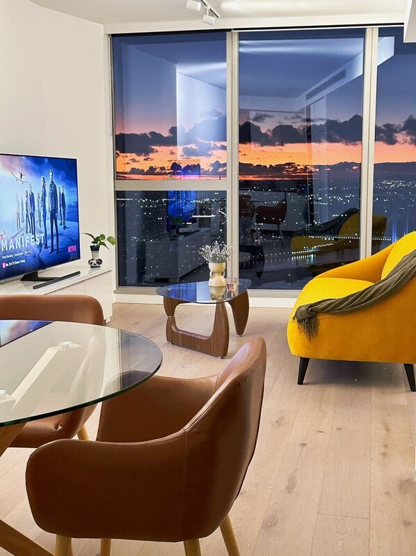 Smart-tv och böcker