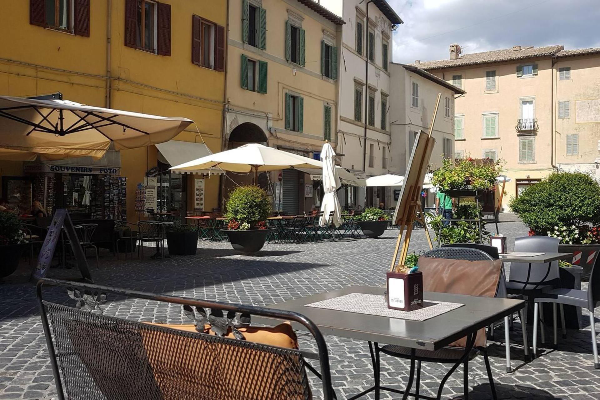 公寓 | 室外用餐