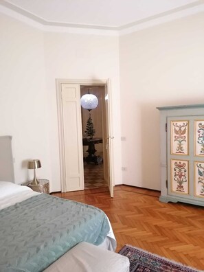 Blackout drapes, iron/ironing board, free WiFi