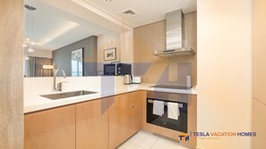 Private kitchen - LAVISH/1BR (Dubai)