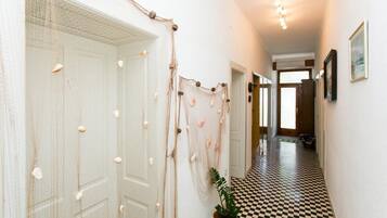 Apartment (Two Bedroom Apt,terrace,garden view) | Interior