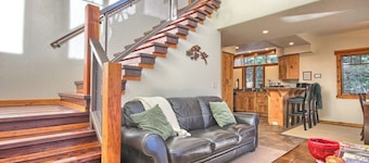 Rare 2 King Bedrooms, INSIDE Yosemite Gates, No Stairs to Enter