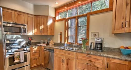 Rare 2 King Bedrooms, INSIDE Yosemite Gates, No Stairs to Enter