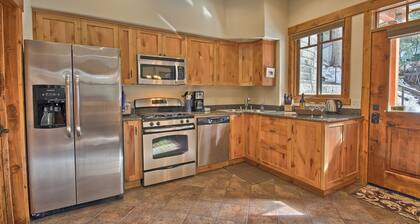 King Suite for Active Couples Inside Yosemite Gate, Your Basecamp for Adventure!