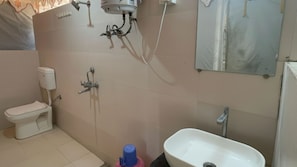 AC Swiss Tent | Bathroom