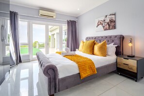 House (4 Bedrooms) | Interior - Gemmell Place by HostAgents (Durban North)