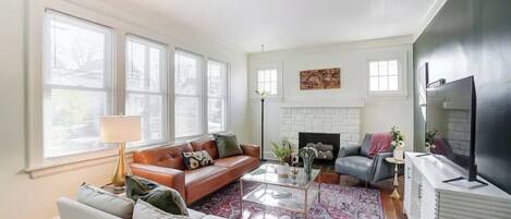 تلفزيون ذكي، كُتُب