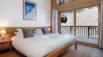 4 slaapkamers, een strijkplank/strijkijzer, gratis wifi, beddengoed