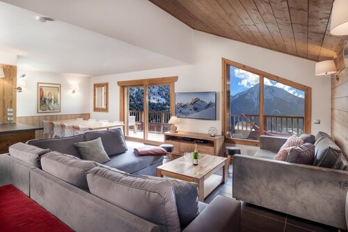 Spacious duplex 125m² - 4 bdr - SKI IN/OUT CHAMPAGNY LA PLAGNE  - linen included