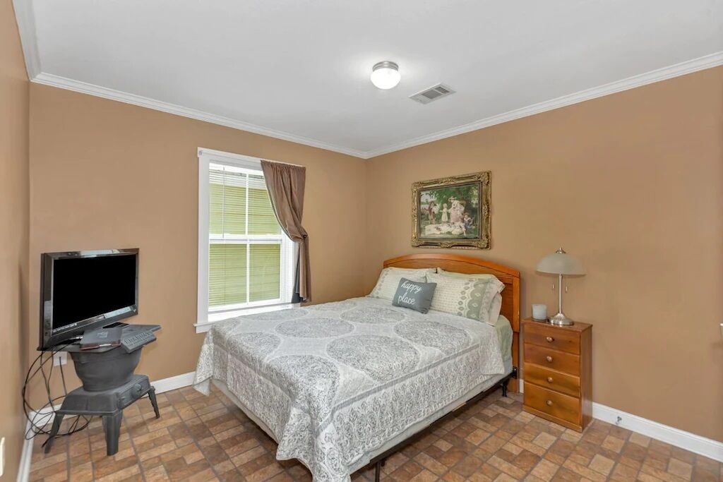 2 bedrooms, free WiFi