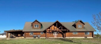 Horsehead Mountain Lodge