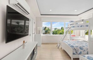 1 bedroom, WiFi - Beachfront 2br 2ba Villa in Rio Mar (Río Grande)