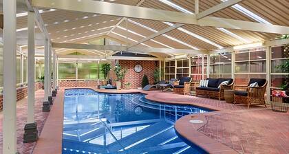 The Castle Lilli Pilli Beach