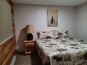 2 Schlafzimmer, Zimmersafe, Schreibtisch, Reisekinderbett