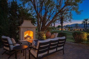 Property grounds - PGA West! Views+Chill Vibes and Sparkling Pool (La Quinta)