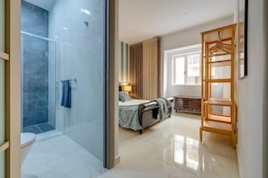 3 quartos, ferros/tábuas de passar roupa