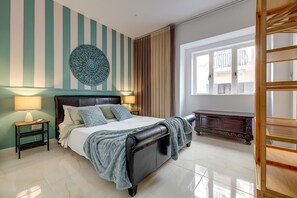 3 bedrooms, iron/ironing board