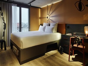 Comfort Room, 1 Double Bed | Premium bedding, pillowtop beds, minibar, in-room safe - Tribe Paris Saint Ouen (Saint-Ouen)