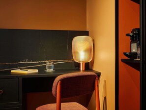 Comfort Room, 2 Katil Bujang (Single) | Peralatan tempat tidur premium, tilam berlapik, bar mini 