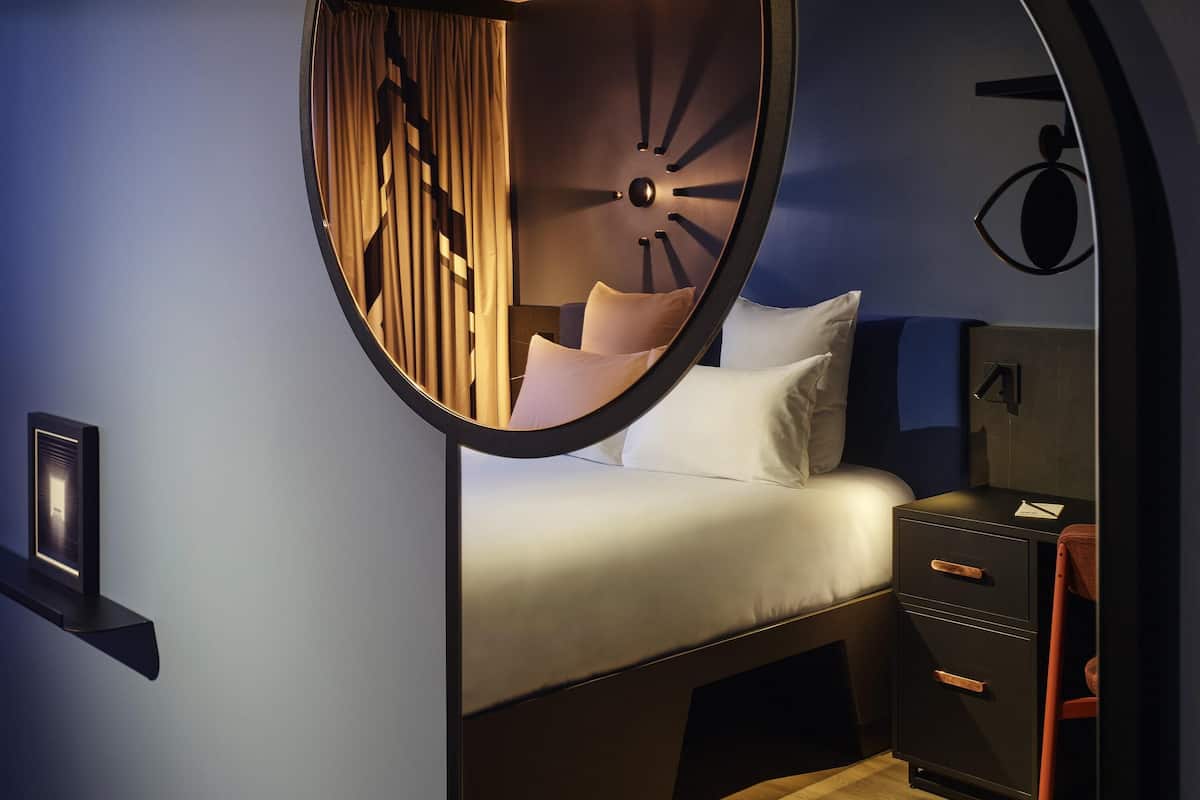 Habitació Comfort, 1 llit doble | Roba de llit d'alta qualitat i matalassos amb encoixinament addicional