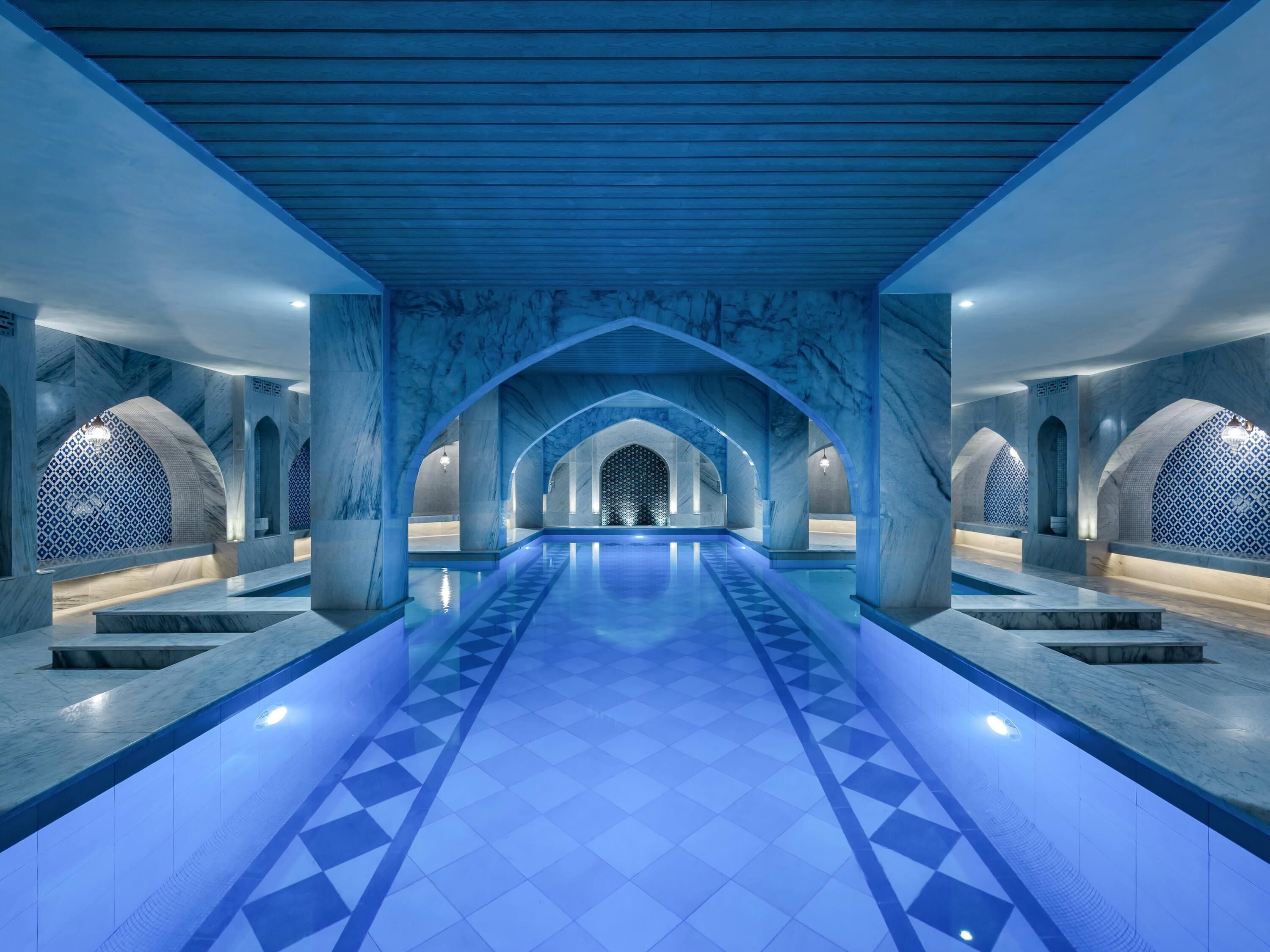 Sauna a vapor, banho turco/hammam, tratamentos corporais