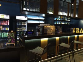 Bar (en la propiedad)