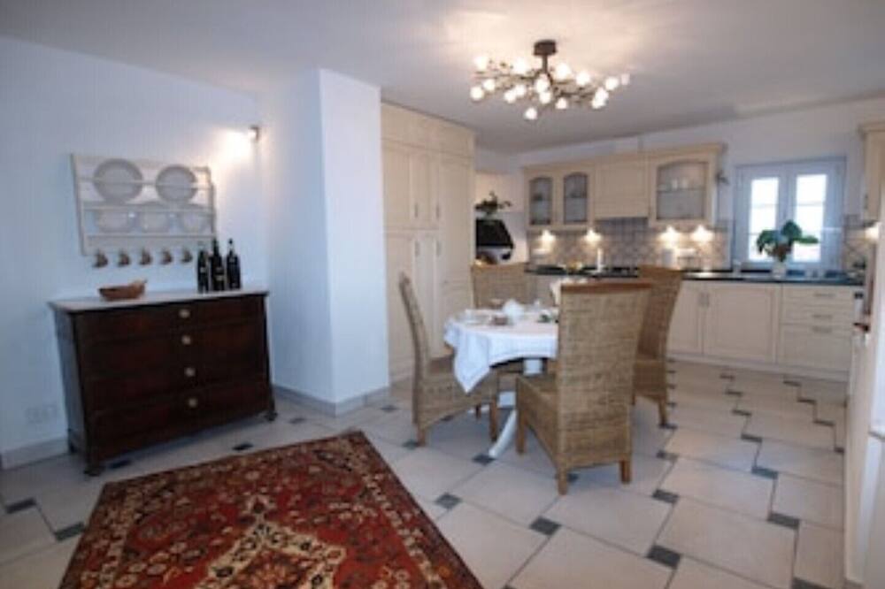 La Bella' in country house160sqm, pool, air conditioning, wifi, video360 degrees