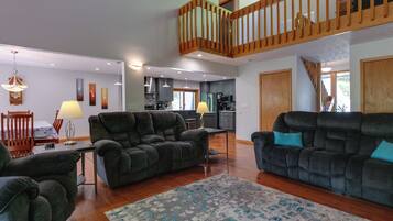 Smart TV, fireplace, DVD player, books