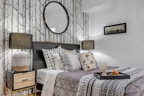 Luokittelematon kuva, 5 kautta 30, painike