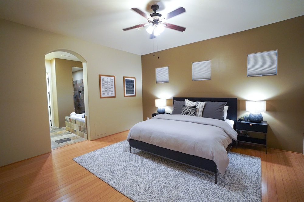 DesertOasis/4Beds/4 Baths/Pool/Jacuzzi/Golf/Wifi/Privacy Rio Verde