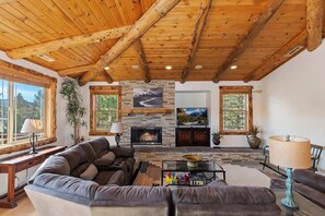 TV, fireplace, offices