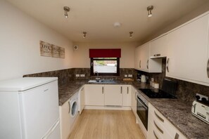 Fridge, microwave, oven, dishwasher