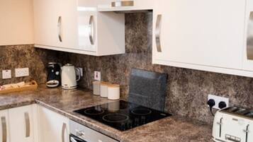 Køleskab, mikrobølgeovn, ovn, opvaskemaskine