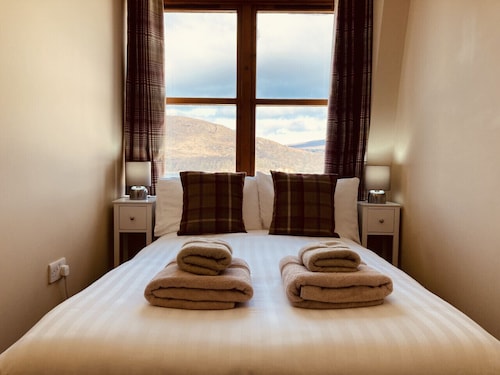 The Townhouse in central Fort William