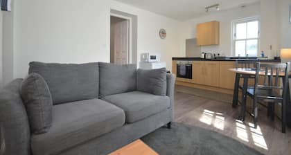 Otter Apartment located on Tobermory High Street