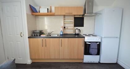 Buzzard Apartment located on Tobermory High Street