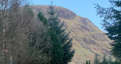 Achintee Cottages No 1