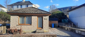 Inverlochy Court in the village of Inverlochy near Fort William