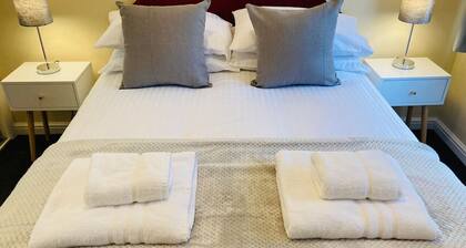 Inverlochy Court in the village of Inverlochy near Fort William