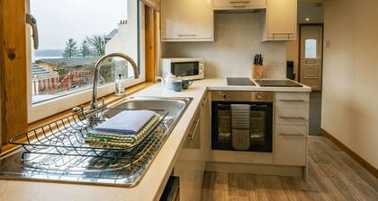 Rosewood Cottage in Fort William Town Centre