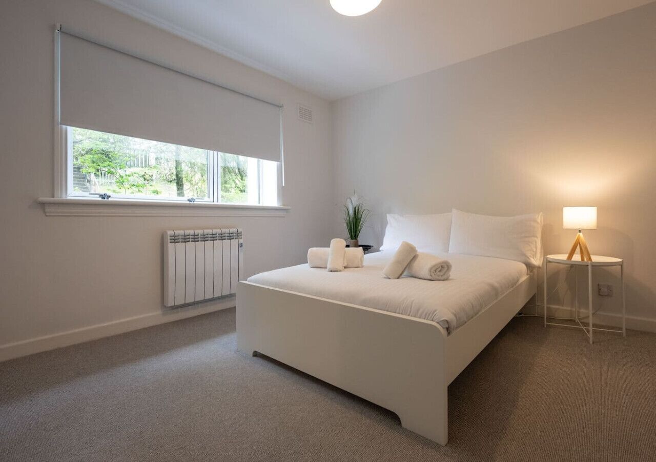 3 bedrooms, desk, iron/ironing board, WiFi