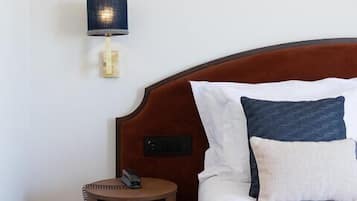 Minibar, in-room safe, desk, soundproofing