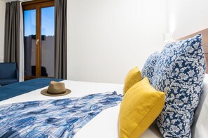Premium bedding, individually decorated, individually furnished - LiresCa (Cee)