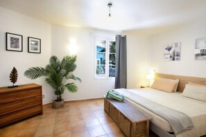 1 bedroom, in-room safe, desk, iron/ironing board - SALT 7: swimming pool, direct access to Orient Bay beach (saint martin)