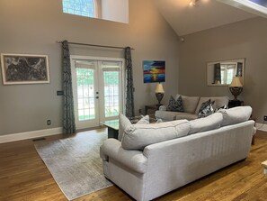 TV connectée, cheminée